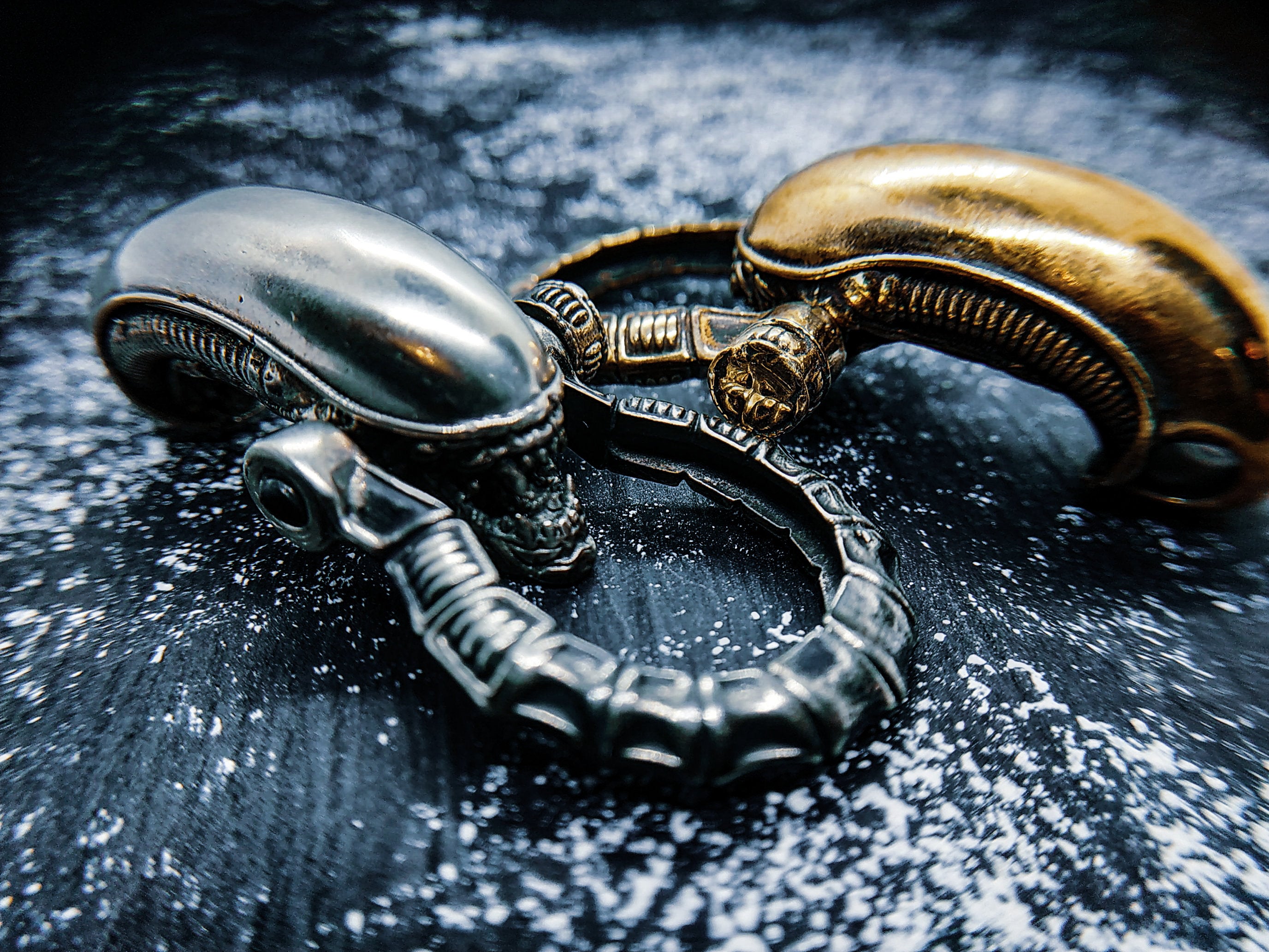 Alien shackle for paracord bracelets and leather bracelets, mens  accessories. 97795 in online supermarket