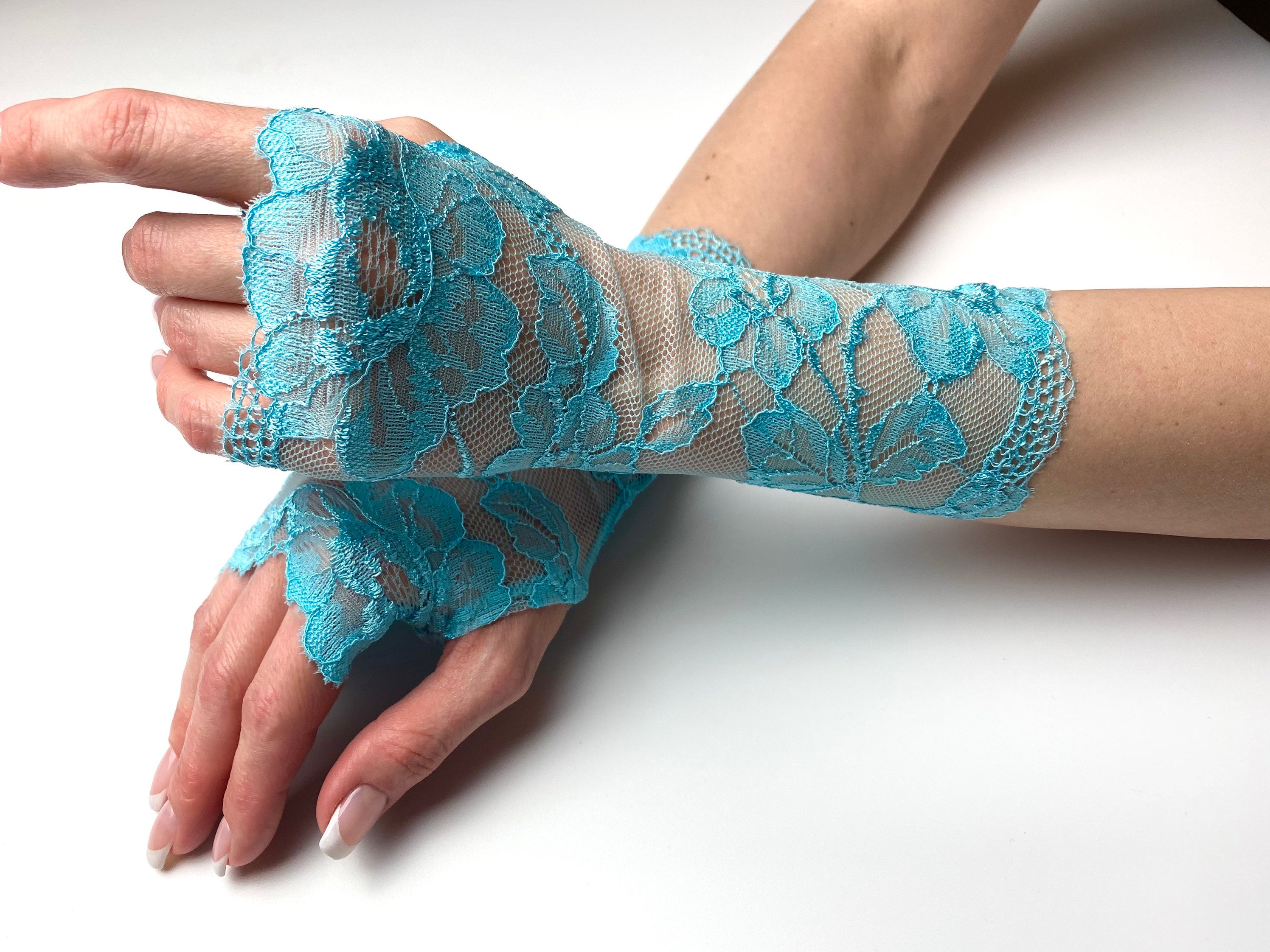 lace gloves blue