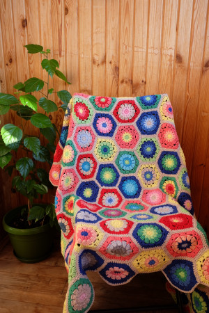Crochet blanket. Granny Squares Blanket. Granny Square Afghane Blanket.