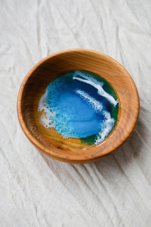 Tray for jewelry storage with sea ornament