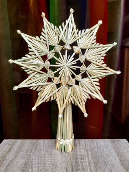 Straw Snowflake Tree Topper - 10