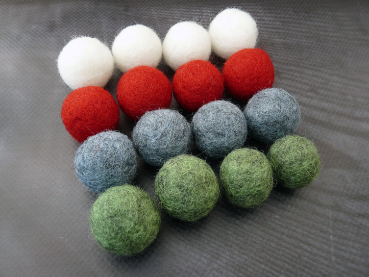 Christmas Felt Balls Wool Beads Felted Bead 100% Wool Felt Pom