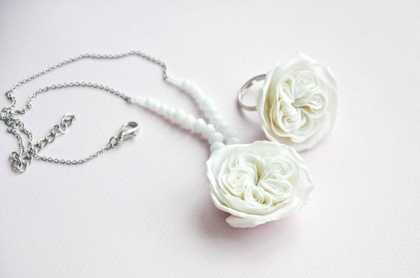 White rose jewelry set, white rose ring and pendant 62993 in online ...